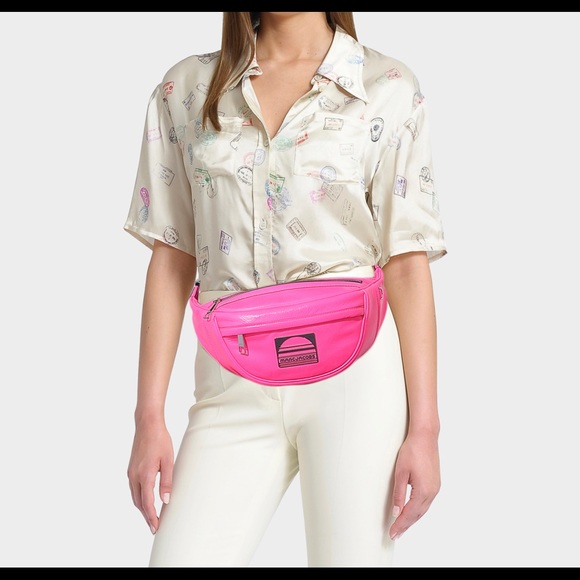Marc Jacobs Handbags - Marc Jacobs Fanny Pack